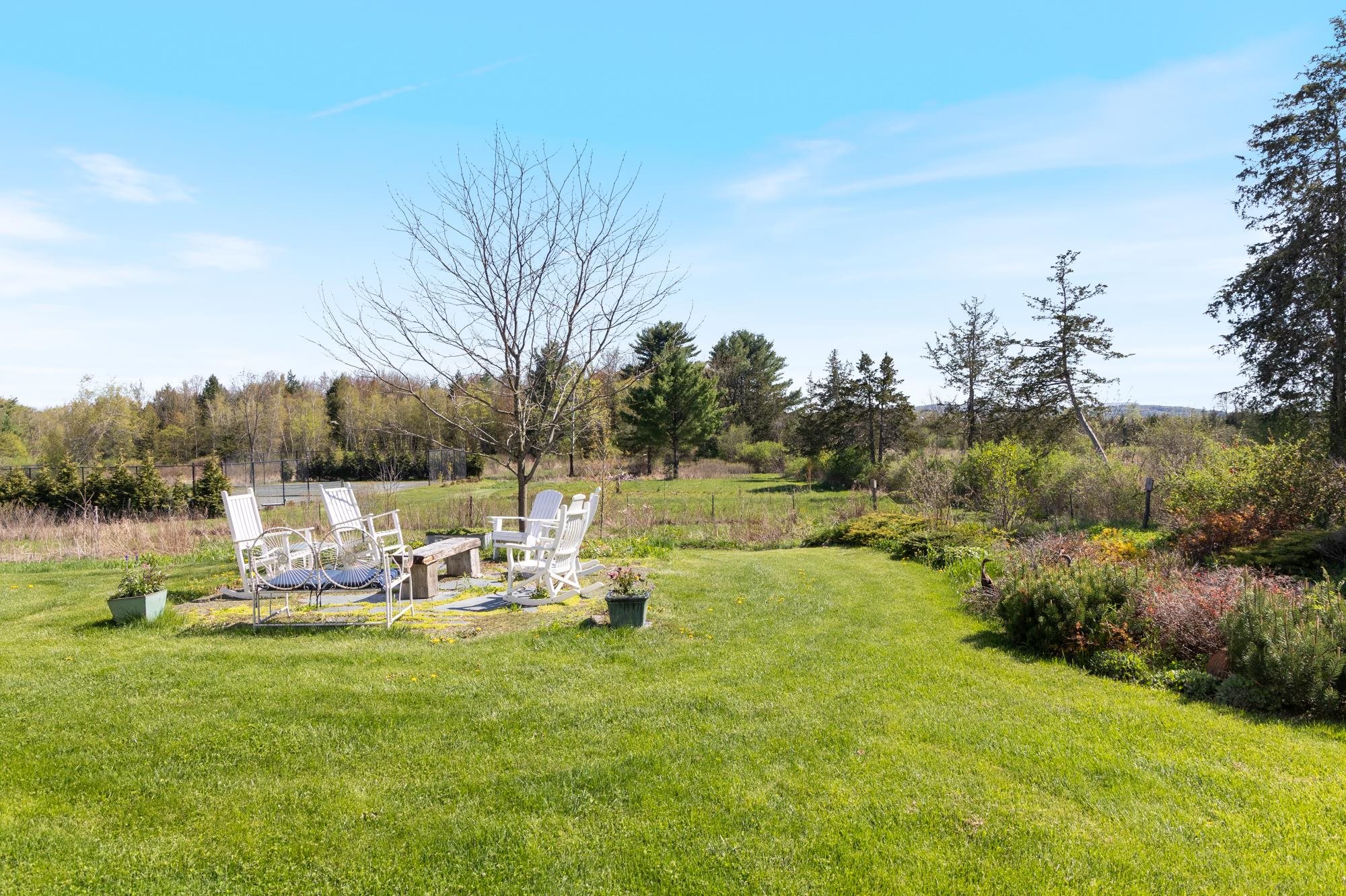 235 Primrose Lane Ferrisburgh, VT 05456 - Photo 12 of 50