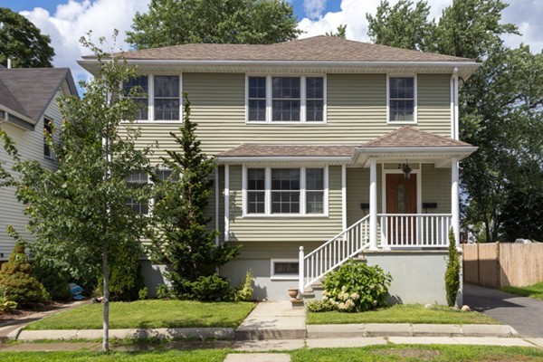 28 Webster Street, Unit 2 Medford, MA 02155 - Photo 2 of 27