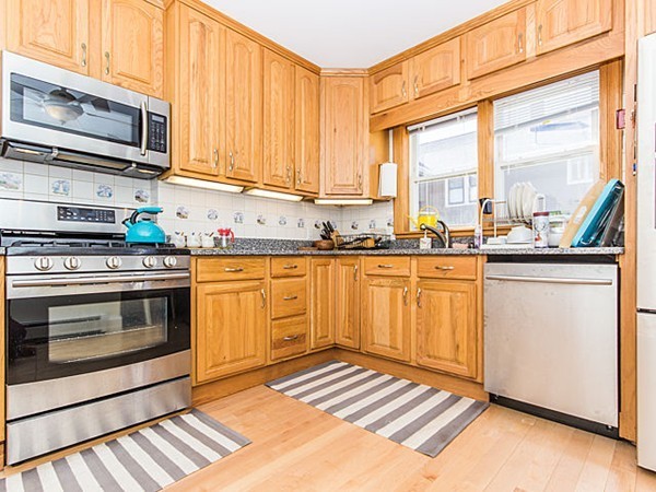 61 Rangeley Road, Unit 61 Newton, MA 02465 - Photo 12 of 24