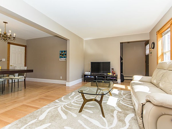 61 Rangeley Road, Unit 61 Newton, MA 02465 - Photo 7 of 24