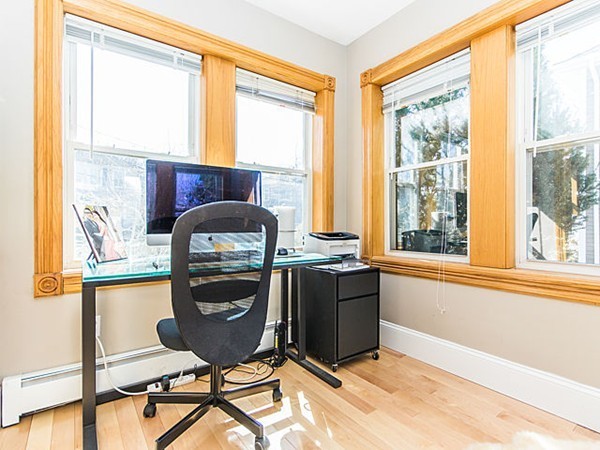 61 Rangeley Road, Unit 61 Newton, MA 02465 - Photo 9 of 24