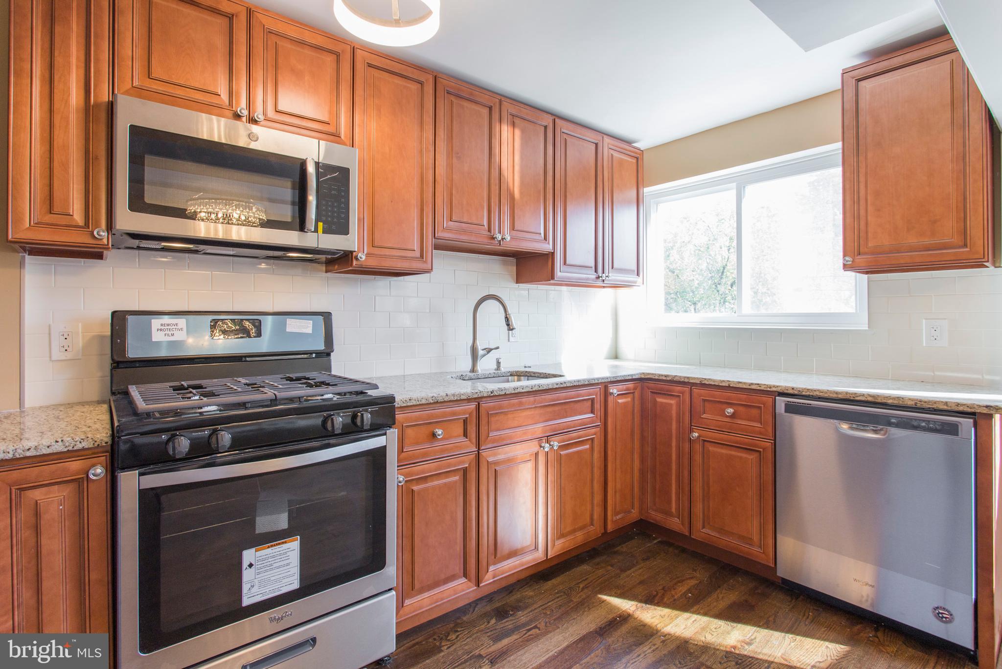 1975 Carter Road Folcroft, PA 19032 - Photo 1 of 25 Gorgeous Kitchen