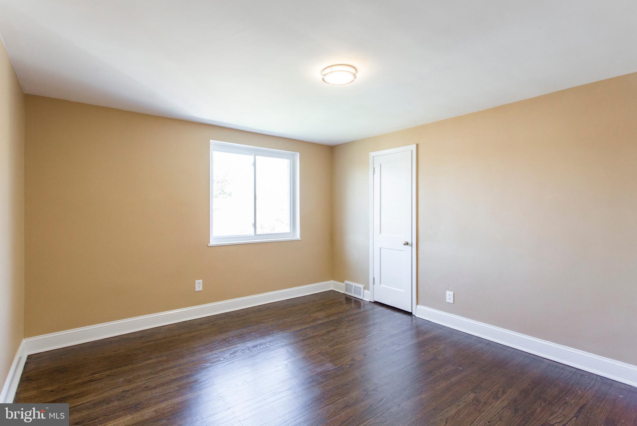 1975 Carter Road Folcroft, PA 19032 - Photo 14 of 25 Master Bedroom