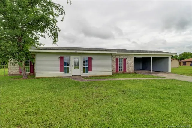 $144,999 | 6707 Oriole Circle, Iowa, LA 70647
