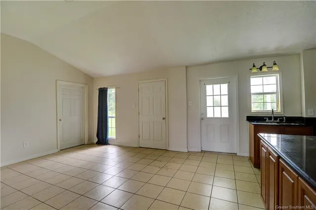 $144,999 | 6707 Oriole Circle, Iowa, LA 70647