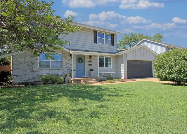 $395,000 | 2624 Lakeland Drive, Dallas, TX 75228