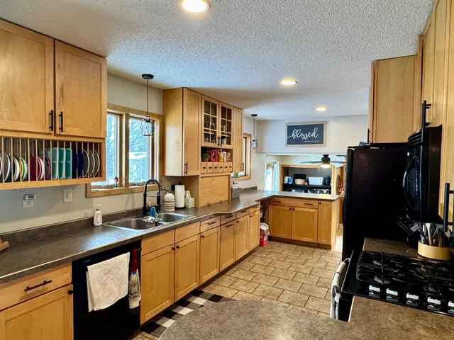 $259,900 | 111 Cherry Avenue, Bird Island, MN 55310