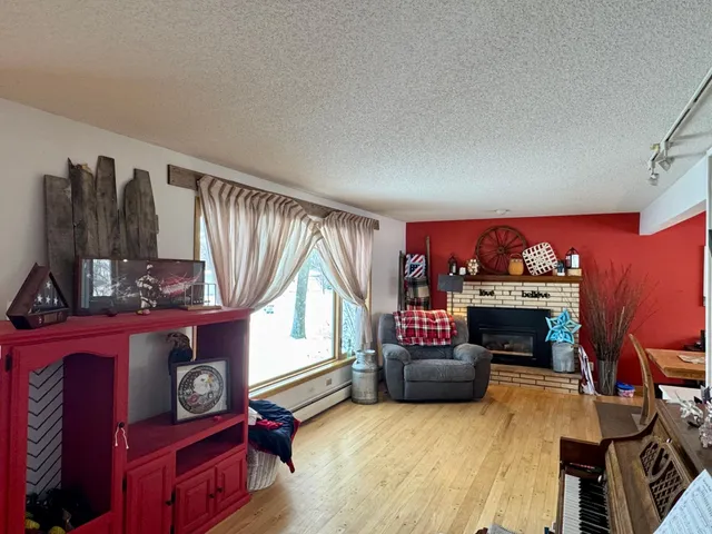 $259,900 | 111 Cherry Avenue, Bird Island, MN 55310