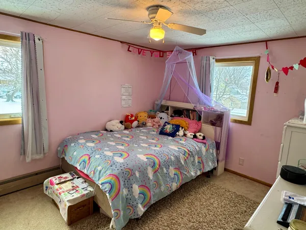 $259,900 | 111 Cherry Avenue, Bird Island, MN 55310