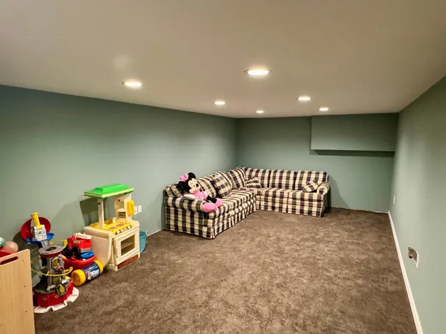 $259,900 | 111 Cherry Avenue, Bird Island, MN 55310