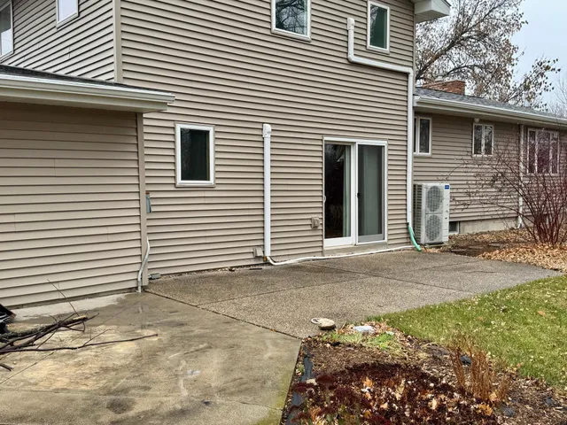 $259,900 | 111 Cherry Avenue, Bird Island, MN 55310