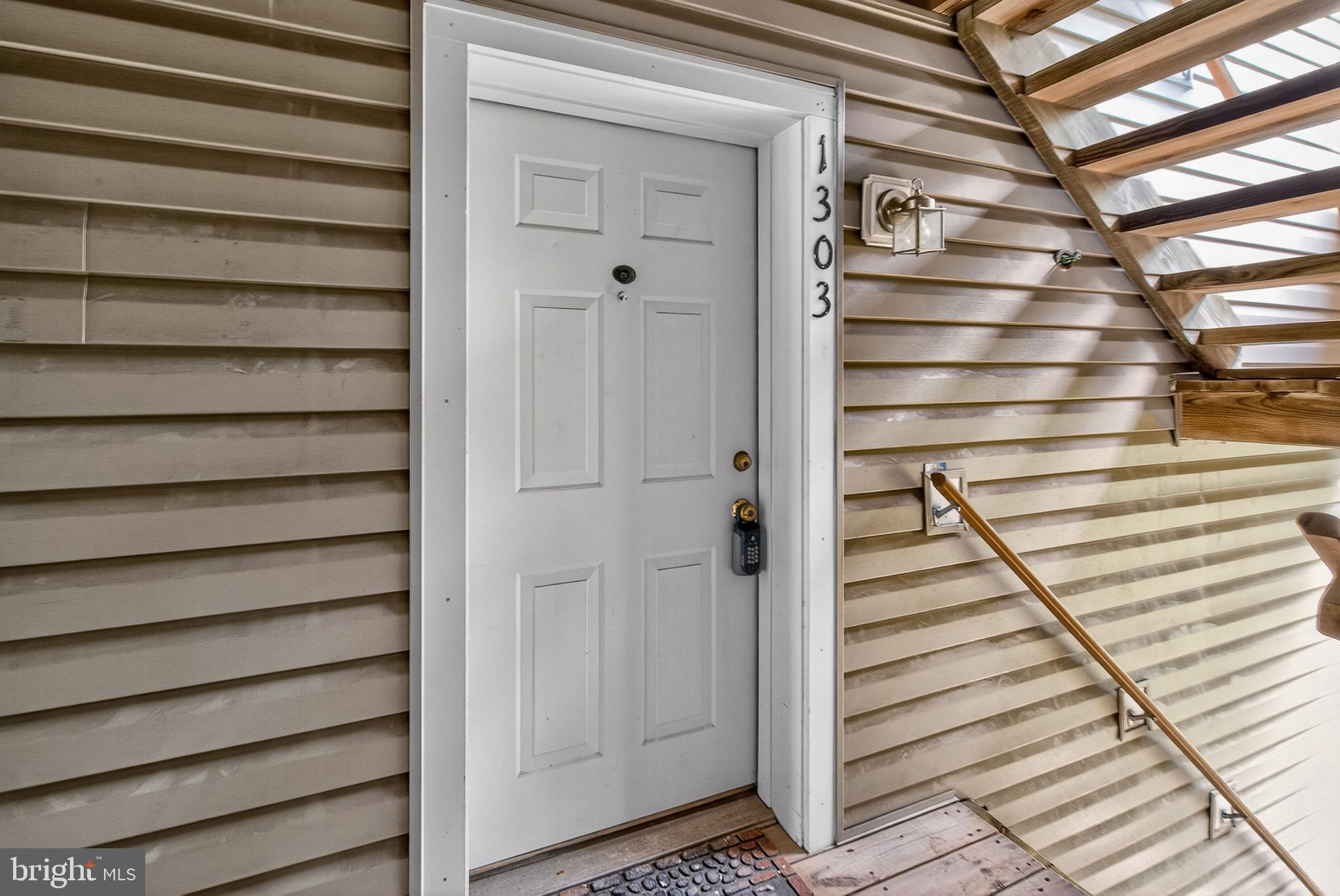 6415 Greenfield Road, Unit 1303 Elkridge, MD 21075 - Photo 2 of 25 Unit 1303 - ground level entrance