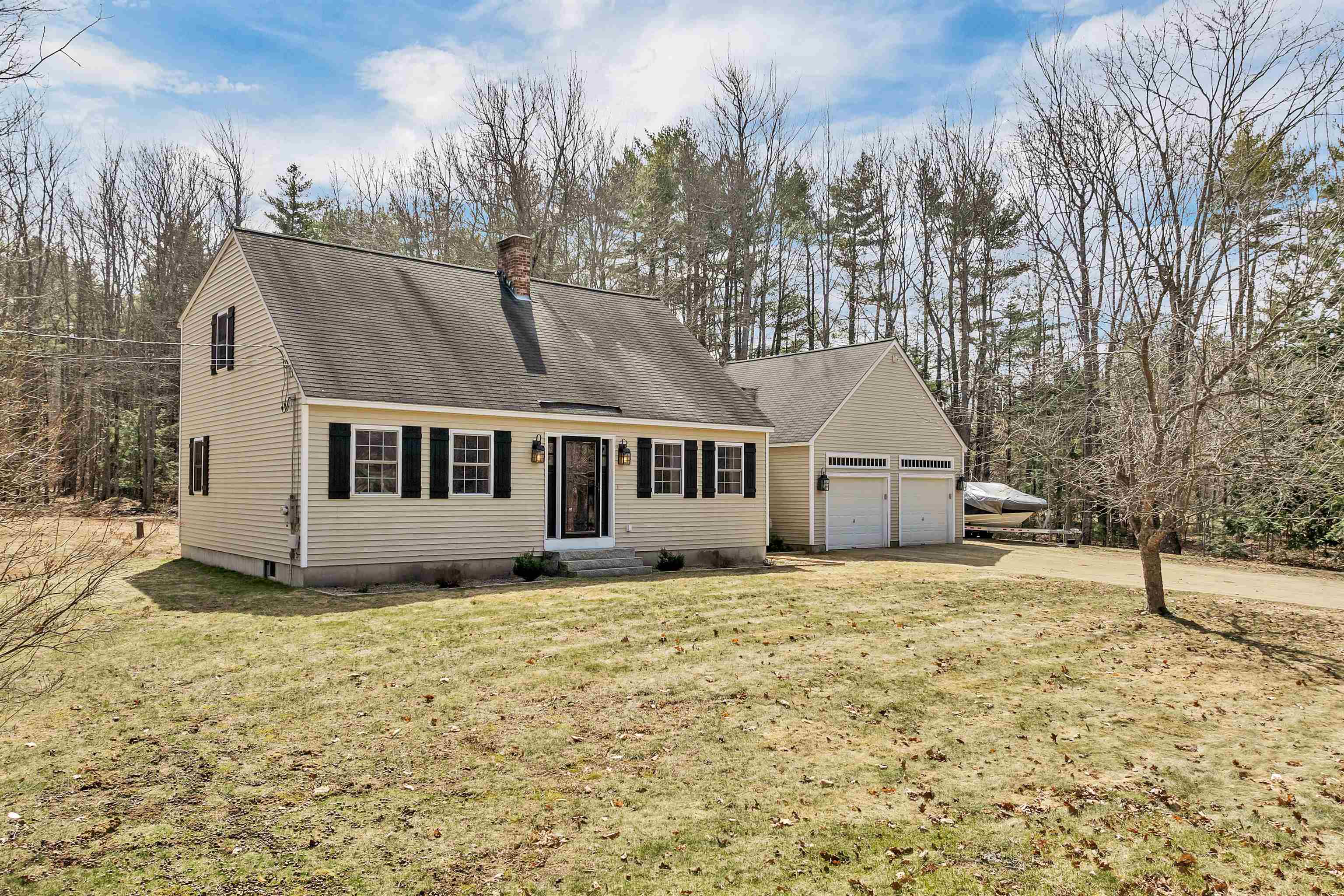 332 Stockbridge Corner Road Alton, NH 03809 - Photo 3 of 52