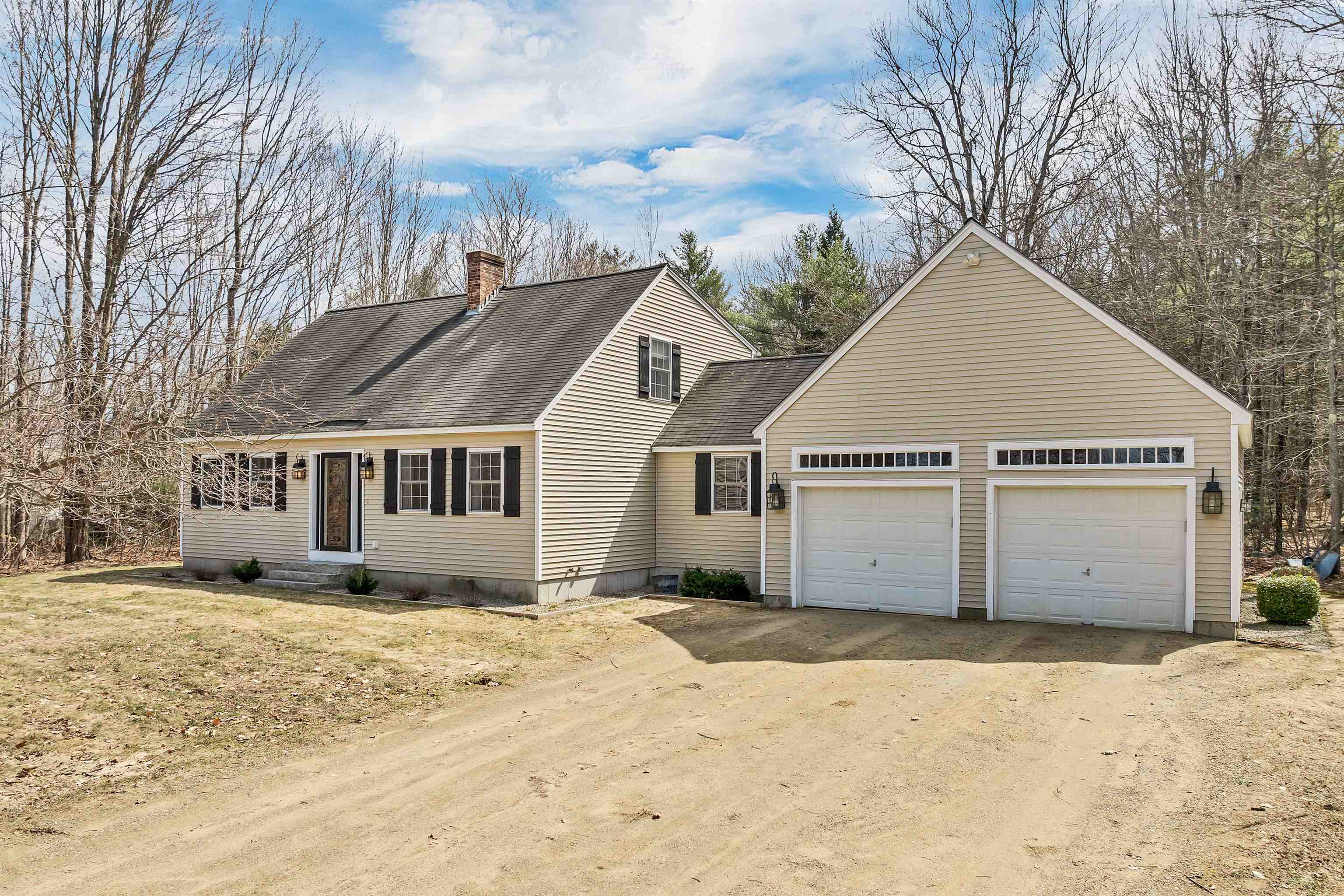 332 Stockbridge Corner Road Alton, NH 03809 - Photo 5 of 52