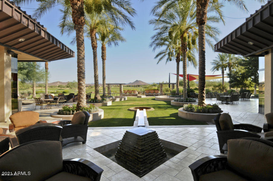 12526 West Bajada Road Peoria, AZ 85383 - Photo 31 of 41 8-Kiva Club Patio