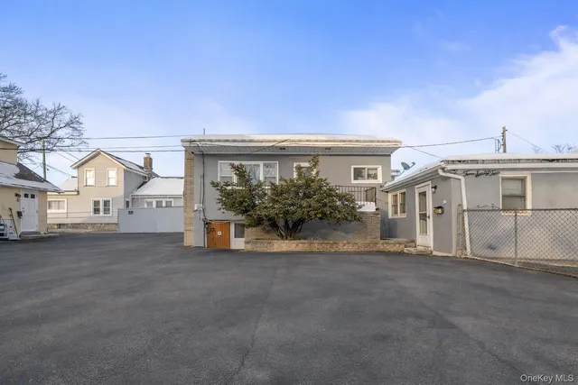 $399,000 | 262-264 Cottage Street, Middletown, NY 10940