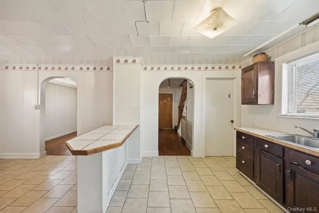 $399,000 | 262-264 Cottage Street, Middletown, NY 10940