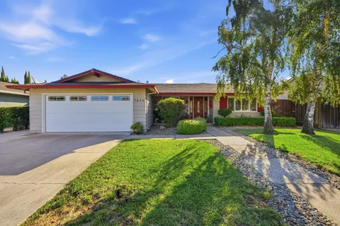 $949,888 | 7634 Los Padres Court, Gilroy, CA 95020