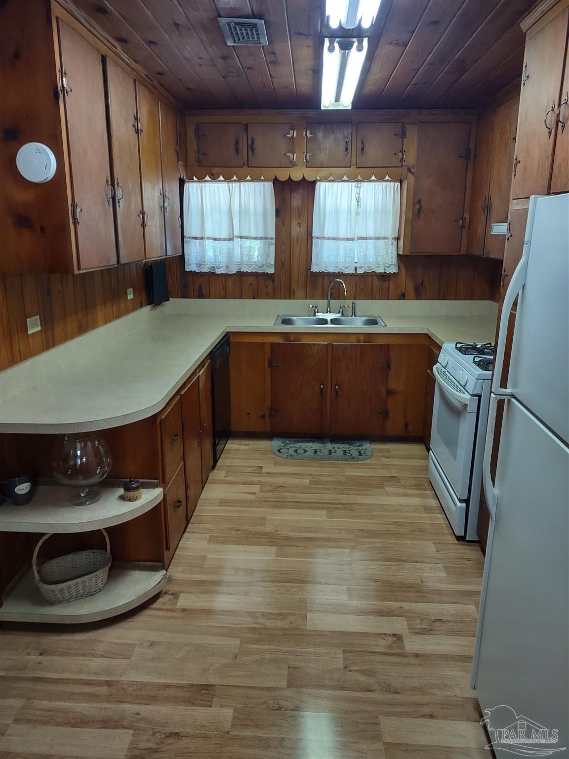 521 Cox Road McDavid, FL 32568 - Photo 12 of 32