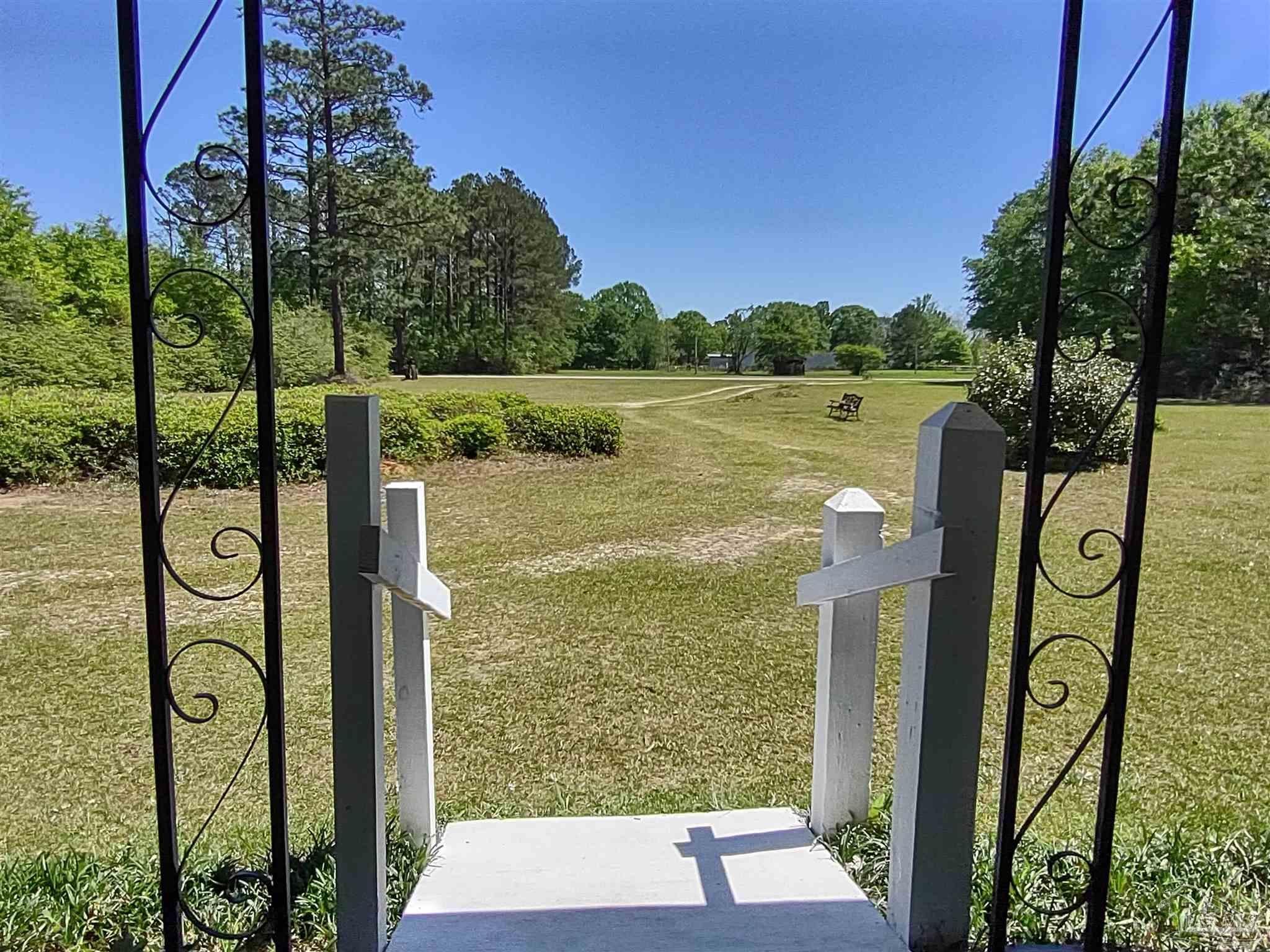 521 Cox Road McDavid, FL 32568 - Photo 6 of 32