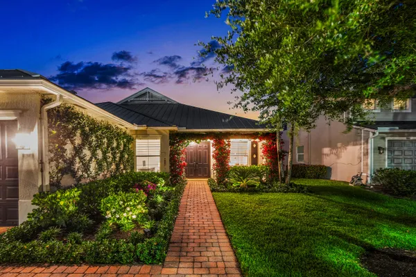 $895,000 | 9009 New Hope Court, Royal Palm Beach, FL 33411