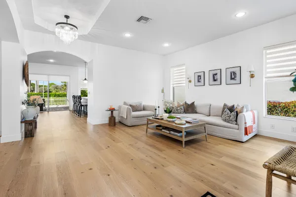 $895,000 | 9009 New Hope Court, Royal Palm Beach, FL 33411