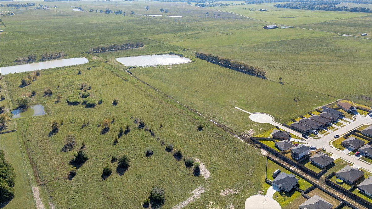 Lot 45 Back Nine Lane Navasota, TX 77868 - Photo 6 of 18 a view of an ocean