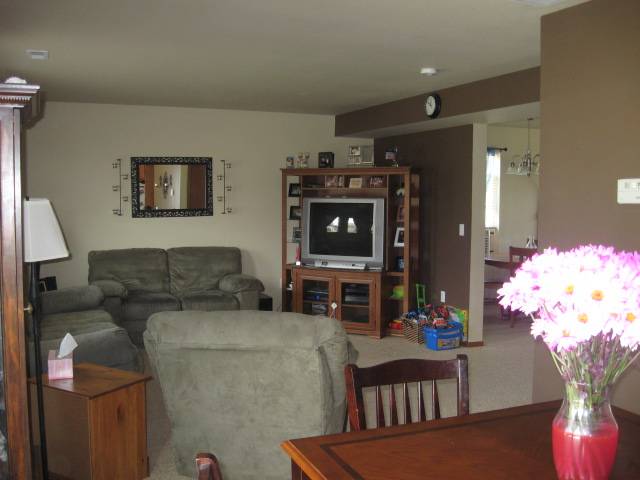 7805 North Maple Street Spokane, WA 99208 - Photo 7 of 9 Gallery Image 7
