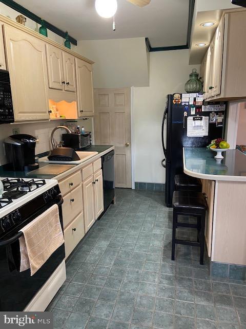 4132 Vernon Road Drexel Hill, PA 19026 - Photo 13 of 41 Gallery Image 13