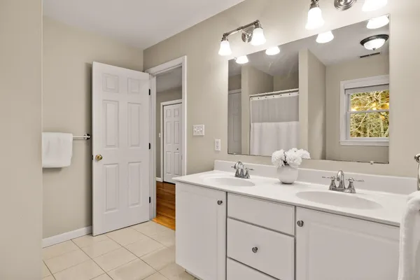 $825,000 | 55 Ross Road, Durham, NH 03824