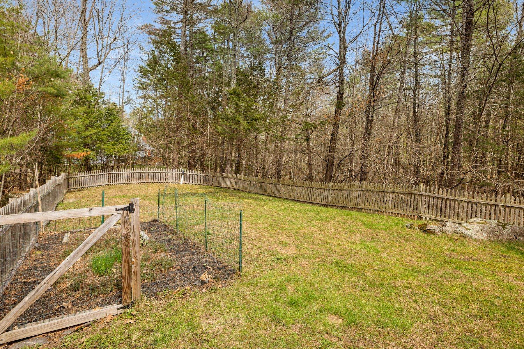 55 Ross Road Durham, NH 03824 - Photo 4 of 56