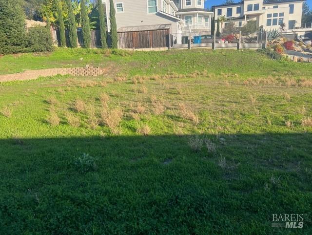 2005 Bracken Court Santa Rosa, CA 95403 - Photo 18 of 29