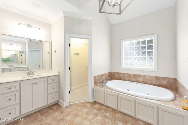 $489,900 | 159 Larkwood Drive, Jackson, TN 38305