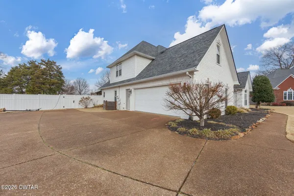 $489,900 | 159 Larkwood Drive, Jackson, TN 38305