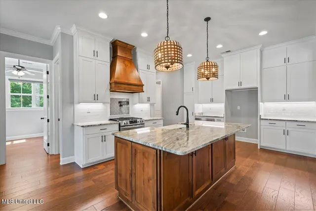 $649,500 | 6264 Valley Oaks Drive, Olive Branch, MS 38654