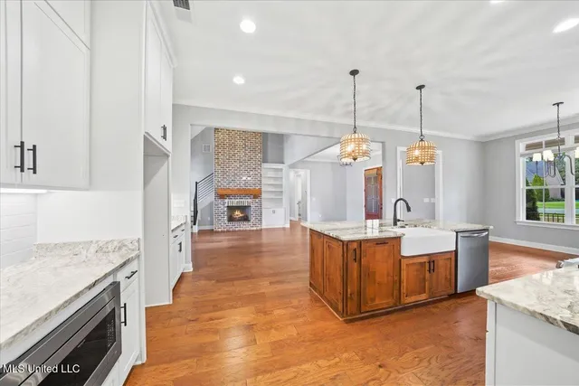 $649,500 | 6264 Valley Oaks Drive, Olive Branch, MS 38654