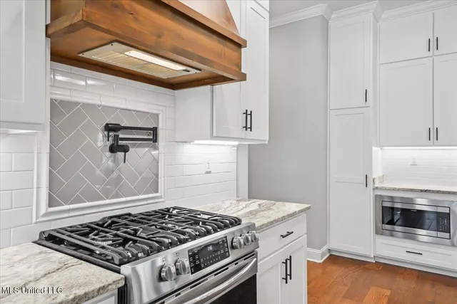 $649,500 | 6264 Valley Oaks Drive, Olive Branch, MS 38654