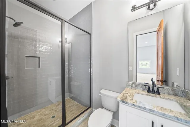 $649,500 | 6264 Valley Oaks Drive, Olive Branch, MS 38654