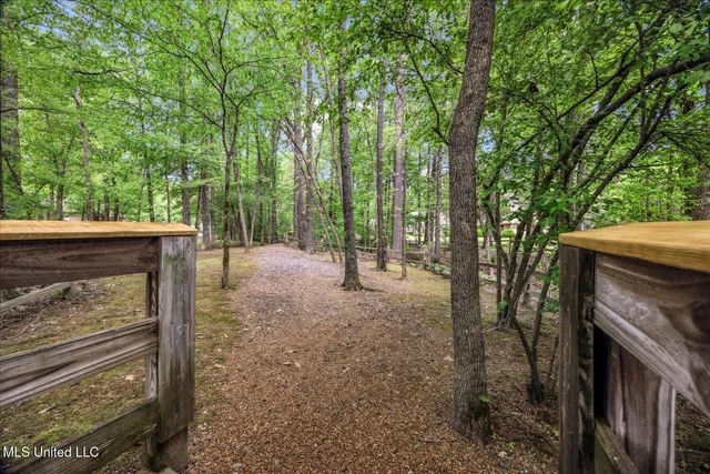 $649,500 | 6264 Valley Oaks Drive, Olive Branch, MS 38654