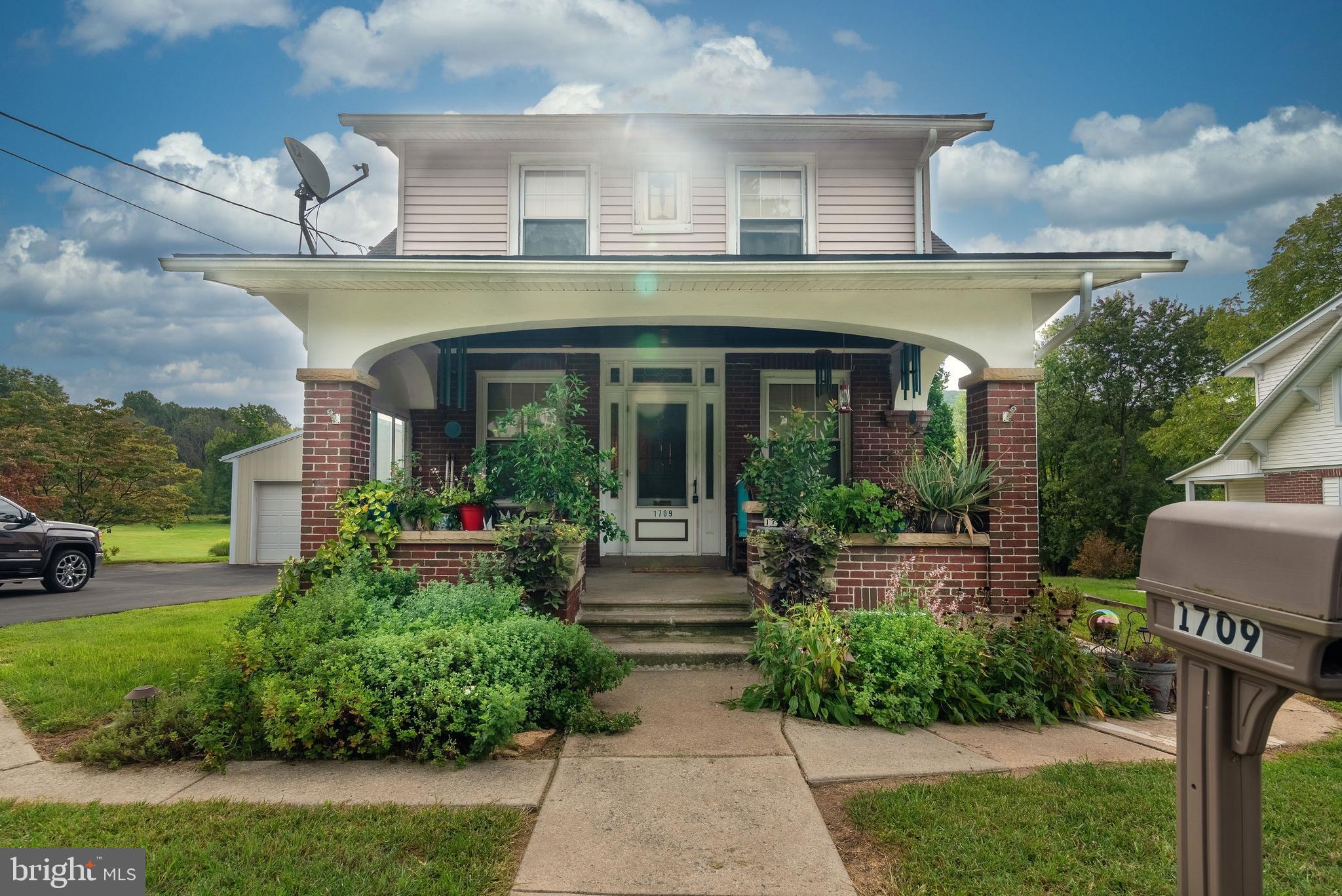 1709 Friedensburg Road Reading, PA 19606 - Photo 1 of 37 Gallery Image 1