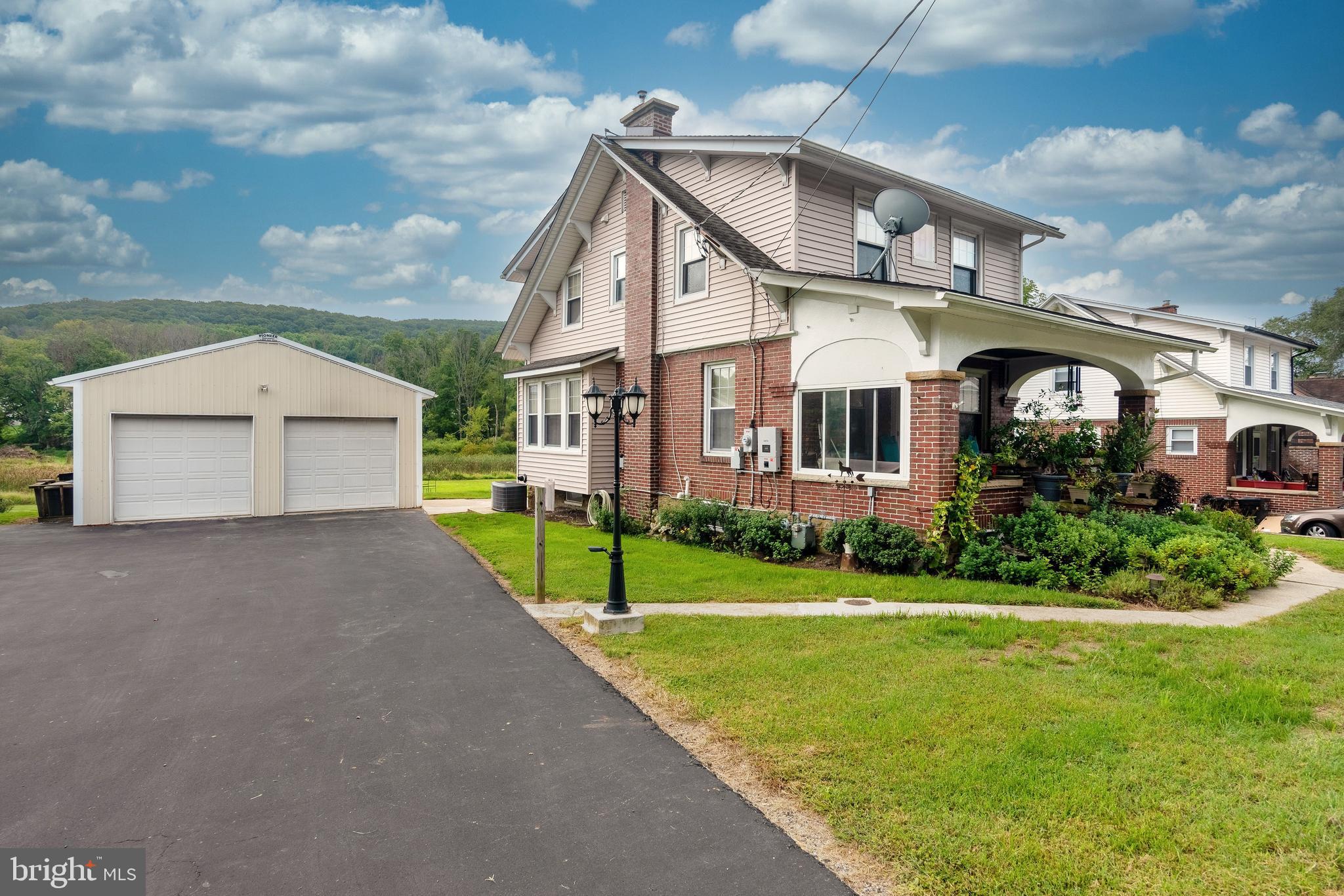 1709 Friedensburg Road Reading, PA 19606 - Photo 3 of 37 Gallery Image 3