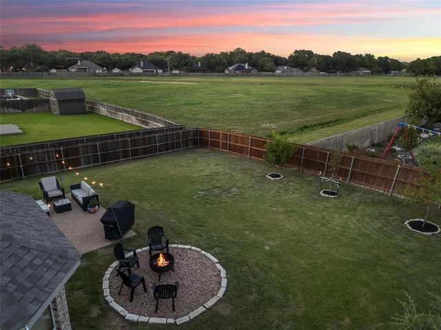 $625,000 | 1074 Waverly Drive, Hewitt, TX 76643