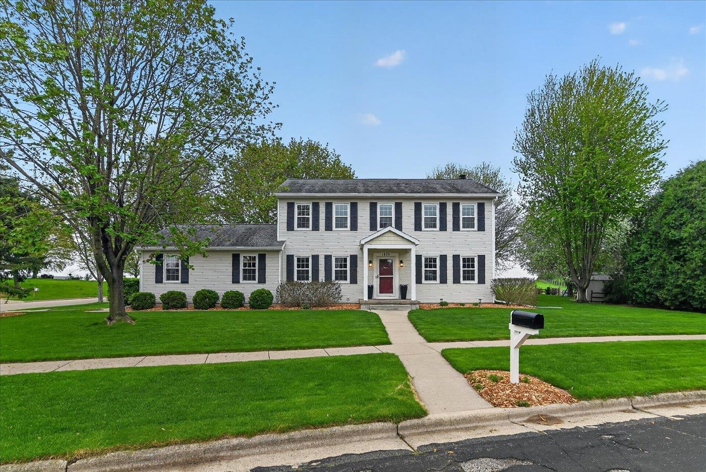1200 Spahn Drive Waunakee, WI 53597 - Photo 5 of 45