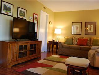 115 Beulah Hill Road South, Unit 111 Pinehurst, NC 28374 - Photo 5 of 15 Living Area