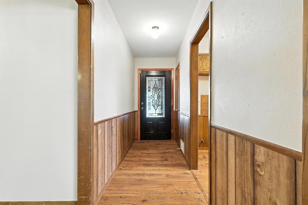 905 Clearview Drive Krum, TX 76249 - Photo 7 of 38 a view of a hallway