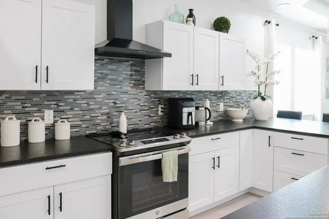 $510,000 | 3163 Farm To Market 2504, Poteet, TX 78065