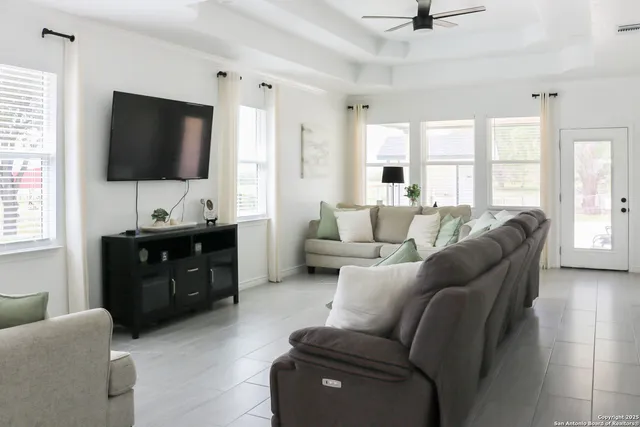 $510,000 | 3163 Farm To Market 2504, Poteet, TX 78065