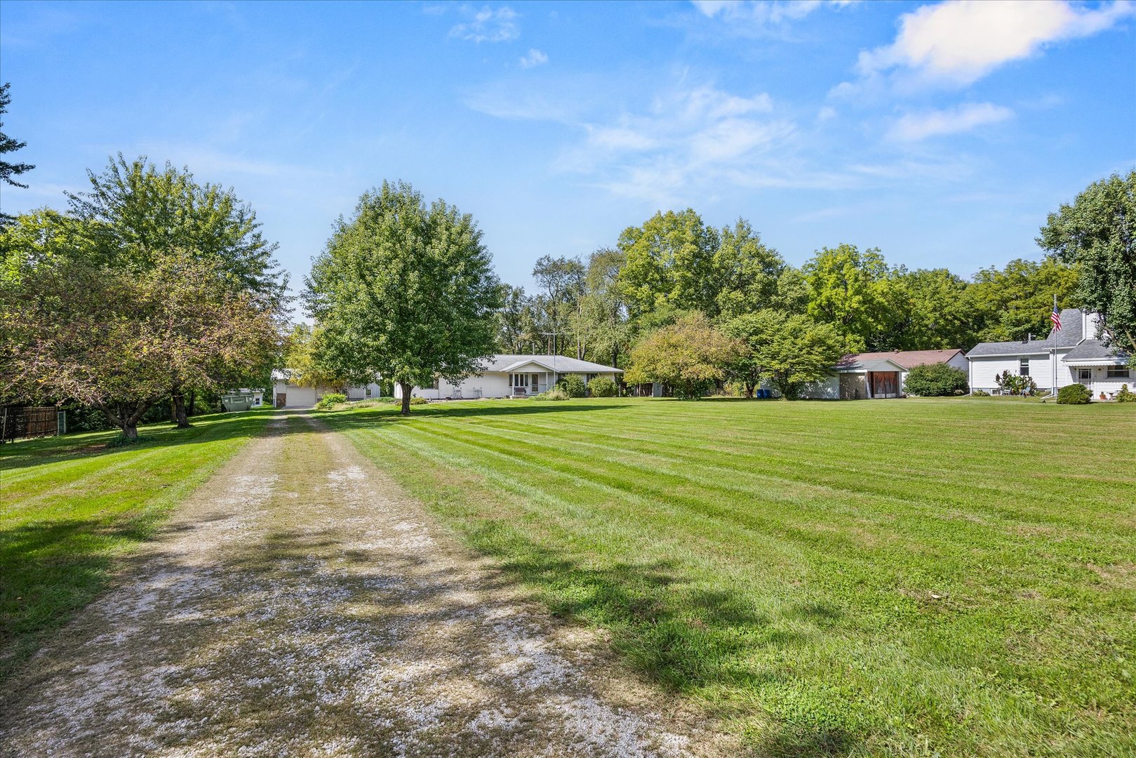 1608 Hawthorne Road Streator, IL 61364 - Photo 4 of 45 Gallery Image 4