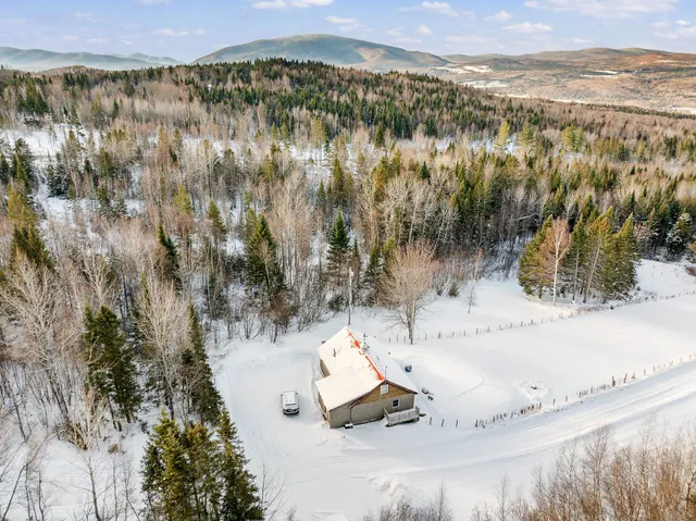 $399,000 | 711 Piper Hill Road, Stewartstown, NH 03576