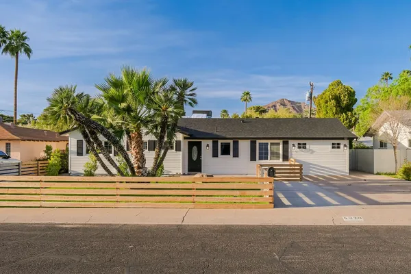 $4,500 | 5328 East Pinchot Avenue, Phoenix, AZ 85018